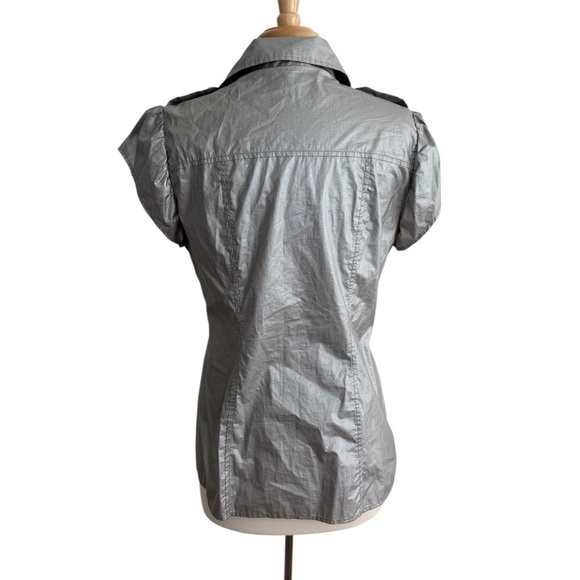 Vertigo Paris Silver Double-Breasted Cap Sleeves Top Size Large - Picture 4 of 8